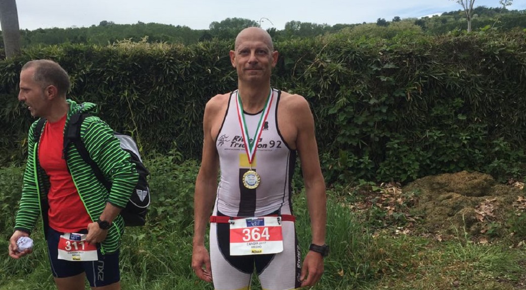 Cesare Russo sotto le 4h alla Maratona di Milano