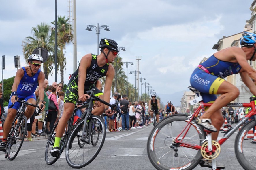 Grinza e Calzia al triathlon sprint di Viareggio